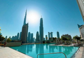 Luxury 2 BR Apartment, 5 Mins to Dubai Mall with Amazing view in DownTown Views 2